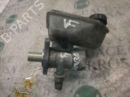 Used Brake master cylinder RENAULT LAGUNA II (BG0/1_) [2001-2007]  3784593
