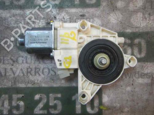 Rudehejsemotor bagstkærm højre MERCEDES-BENZ E-CLASS (W212) [2009-2016]  3861859