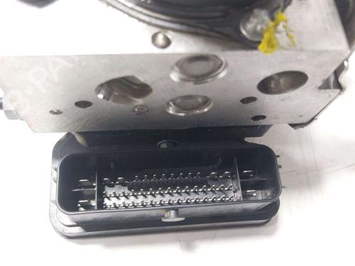 ABS pump PORSCHE TAYCAN (Y1A) | BP38792090M43 - Image 3