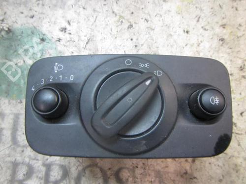 Used Headlight switch Headlight switch FORD FIESTA VI (CB1, CCN) 1.4 TDCi (70 hp) 3836138 3836138