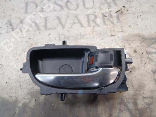 Used Front right interior door handle Front right interior door handle TOYOTA AURIS (_E18_) 1.8 Hybrid (ZWE186_, ZWE186R) (136 hp) 3824963 3824963