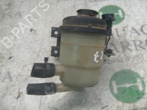 Used Power steering reservoir Power steering reservoir 14297829 14297829