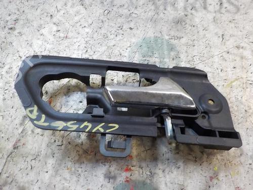 Used Rear right interior door handle Rear right interior door handle MERCEDES-BENZ R-CLASS (W251, V251) R 320 CDI 4-matic (251.022, 251.122) (224 hp) 3849647 3849647