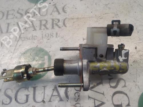 Used Clutch slave cylinder Clutch slave cylinder TOYOTA COROLLA (_E12_) 2.0 D-4D (CDE120_, CDE120R) (90 hp) 14272361 14272361