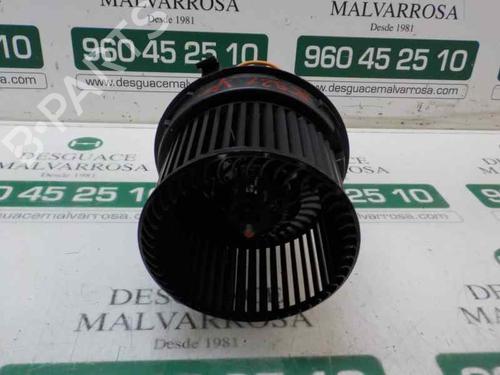 Used Heater blower motor Heater blower motor TOYOTA AYGO (_B4_) 1.0 VVTi (KGB40) (72 hp) 3992838 3992838