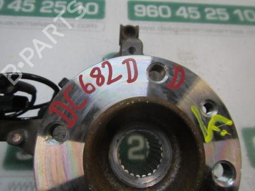 Right front steering knuckle DACIA SANDERO II 1.0 SCe 75 (B8JC, B8JD) | BP3991869M26 