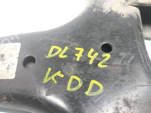 Right front suspension arm LAND ROVER RANGE ROVER SPORT I (L320) 2.7 D 4x4 | BP16195245M13 