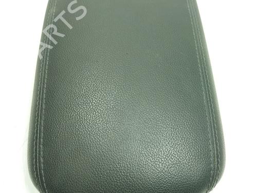 Used Armrest / Center console Armrest / Center console HYUNDAI i30 (PDE, PD, PDEN) 1.0 T-GDI hybrid 48V (120 hp) 17944786 17944786