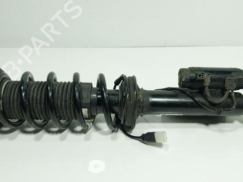 right-rear-shock-absorber-bmw-8-coupe-g15-f92-2018-33753003 main image