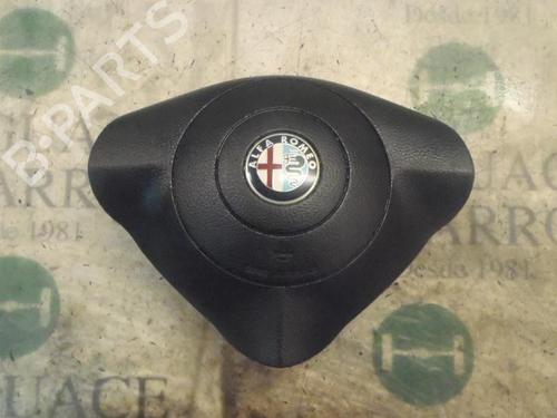 Airbag conducteur ALFA ROMEO 147 (937_) 1.9 JTD (937.AXD1A, 937.BXD1A, 937.AXV1A, 937.BXB1A,... (115 hp) 3805035