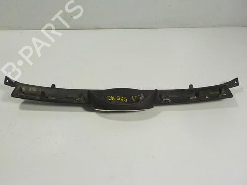 BP11246199C40 | Grilles de calandre FORD FOCUS III Turnier  BP11246199C40