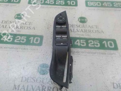 Used Left front window switch FORD FOCUS III [2010-2020]  5775873
