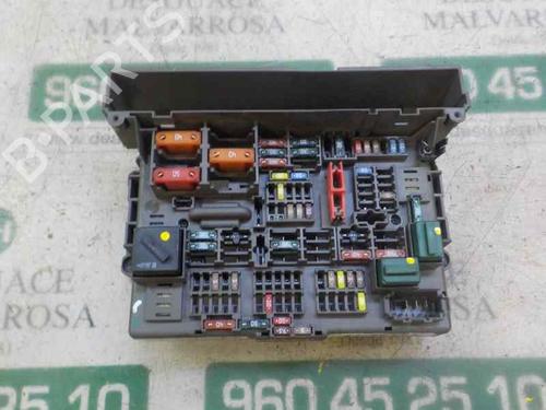 Used Fuse box BMW 1 (E87) 118 d (143 hp) 6512354