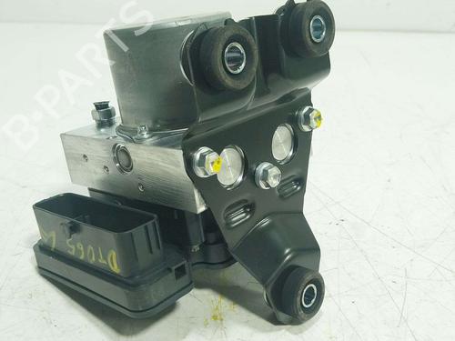 ABS pump TOYOTA COROLLA Hatchback (_E21_, _EA1_, _EH1_) 1.8 VVTi Hybrid (ZWE219) | BP39642880M43 - Image 3
