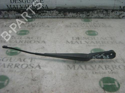 Used Front windshield wiper arm LAND ROVER RANGE ROVER II (P38A) 2.5 D 4x4 (136 hp) 3776040