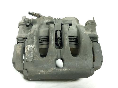 Used Right front brake caliper MERCEDES-BENZ V-CLASS (W447) [2014-2025]  16032781