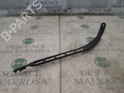 Used Front windshield wiper arm Front windshield wiper arm 3809696 3809696