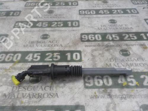 Used Clutch slave cylinder Clutch slave cylinder PEUGEOT 2008 I (CU_) 1.6 BlueHDi 100 (100 hp) 14281198 14281198