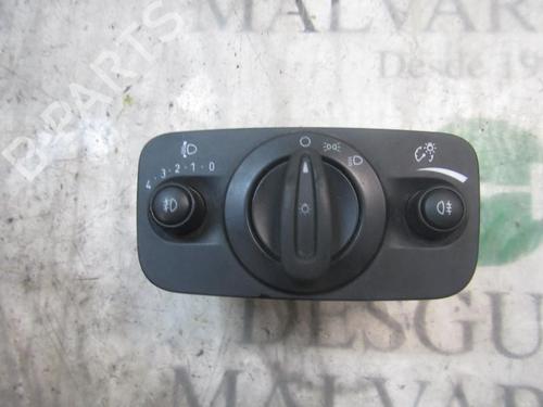 Used Headlight switch Headlight switch FORD FIESTA VI (CB1, CCN) 1.6 TDCi (95 hp) 3833233 3833233