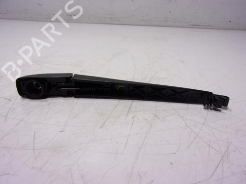 Rear windshield wiper arm TOYOTA YARIS (_P21_, _PA1_, _PH1_) 1.5 Hybrid (MXPH11) | BP16744299C144 