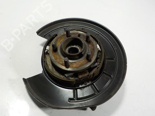 Used Right rear steering knuckle Right rear steering knuckle LAND ROVER RANGE ROVER SPORT I (L320) 2.7 D 4x4 (190 hp) 13936055 13936055