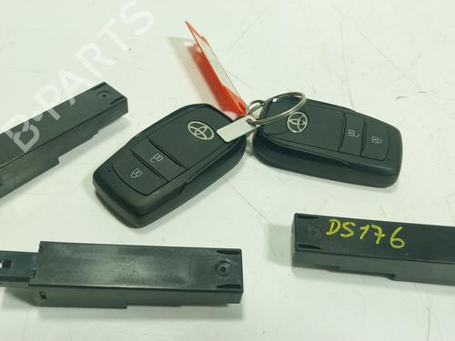 Used Ignition barrel TOYOTA RAV 4 V (_A5_, _H5_) 2.5 Hybrid (AXAH52) (218 hp) 31346829