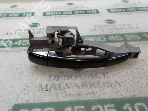 Used Rear right exterior door handle Rear right exterior door handle 4758695 4758695