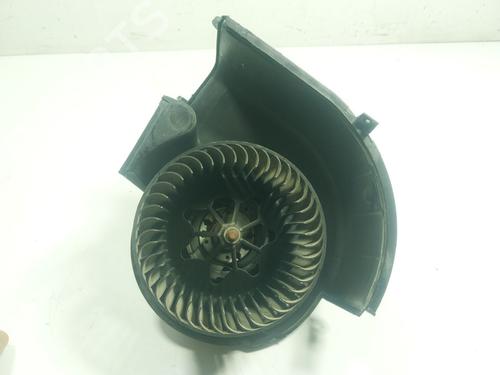 Used Heater blower motor BMW X5 (F15, F85) xDrive 25 d (231 hp) 19277617