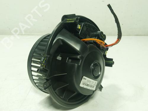 Heater blower motor SEAT LEON Sportstourer (KL8, KLD) 1.5 eTSI | BP32235238M62