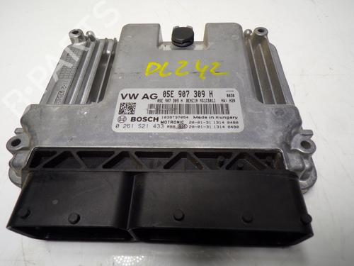 Used Engine control unit (ECU) Engine control unit (ECU) AUDI A3 Sportback (8VA, 8VF) [2012-2021] 12272867 12272867