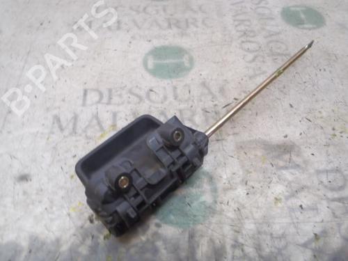 Used Front right interior door handle Front right interior door handle VW CADDY III Box Body/MPV (2KA, 2KH, 2CA, 2CH) 2.0 SDI (70 hp) 8740148 8740148