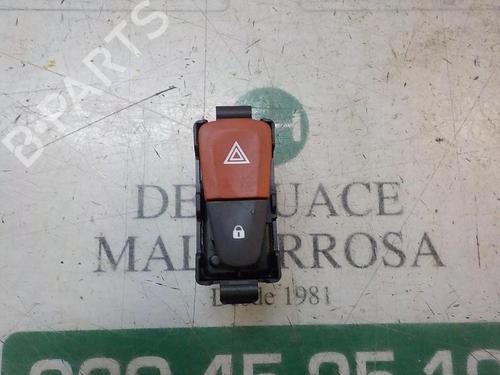 Used Warning switch RENAULT MEGANE III Coupe (DZ0/1_) [2008-2016]  4003797