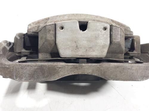 Used Left front brake caliper BMW 6 Gran Coupe (F06) 640 i (320 hp) 27456879