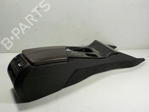 Used Armrest / Center console BMW 5 Touring (F11) 520 d xDrive (184 hp) 15096777