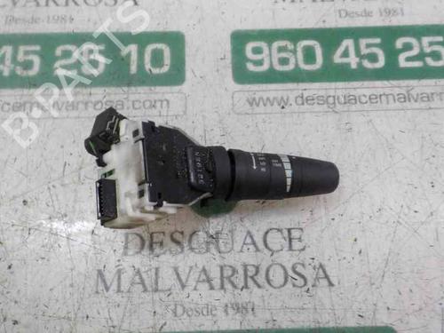 Used Steering column stalk Steering column stalk NISSAN NV200 / EVALIA Bus 1.5 dCi 85 (M20, M20M, M20K, M20KK) (86 hp) 4552067 4552067