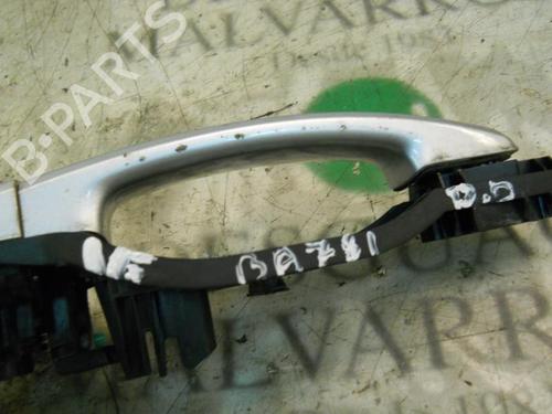 Klamka zewnętrzna drzwi przednich prawych OPEL ASTRA H (A04) 1.7 CDTI (L48) | BP3764950C129 