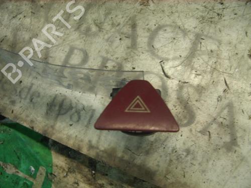 Used Warning switch Warning switch PEUGEOT 307 Break (3E) 2.0 HDi 135 (136 hp) 3771017 3771017