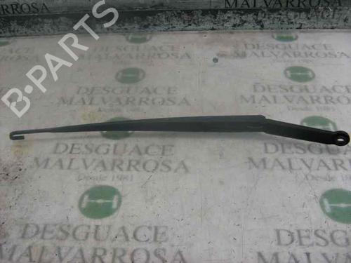 Used Front windshield wiper arm BMW 3 (E46) 320 d (150 hp) 3751768