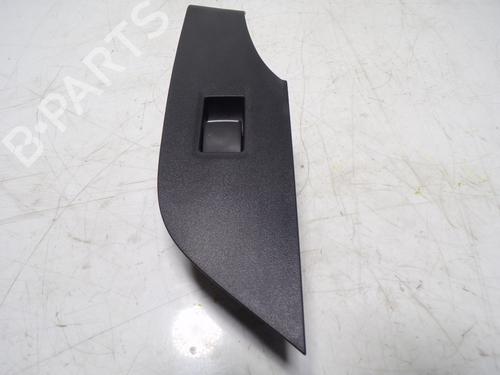 Used Left rear window switch Left rear window switch TOYOTA RAV 4 V (_A5_, _H5_) 2.5 Hybrid AWD (AXAH54) (178 hp) 13234127 13234127