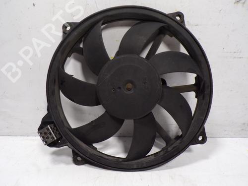 Used Radiator fan RENAULT SCÉNIC III (JZ0/1_) [2008-2016]  10046099