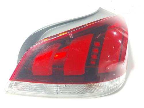 right-taillight-peugeot-508-i-8d_-2010-2011-2012-2013-2014-2015-2016-2017-2018-32439848 main image