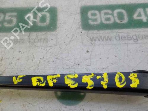 Front windshield wiper arm SEAT IBIZA V (KJ1, KJG)  | BP6301710C143 