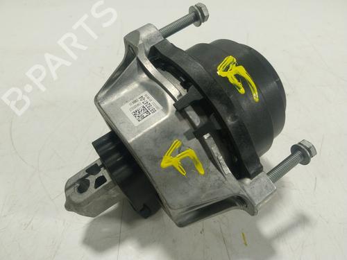 Used Engine mount BMW 8 Gran Coupe (G16, F93) 840 d xDrive (320 hp) 24577907