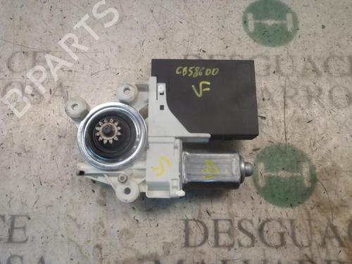 Used Right front window motor Right front window motor VOLVO V50 (545) 2.0 D (136 hp) 3812198 3812198