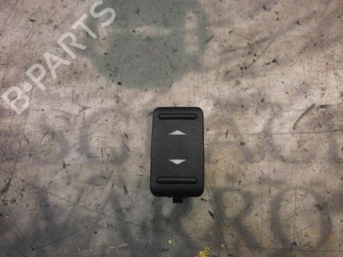 Used Right front window switch Right front window switch FORD FOCUS II (DA_, HCP, DP) 2.0 TDCi (136 hp) 3769213 3769213