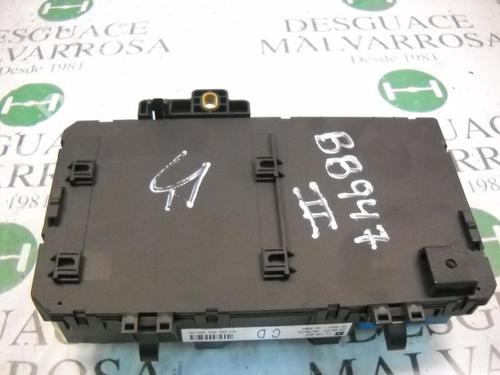 Used Fuse box Fuse box OPEL ASTRA H (A04) 1.7 CDTI (L48) (100 hp) 3744633 3744633
