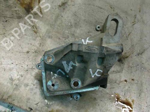 Used Engine mount FORD FOCUS I (DAW, DBW) 1.6 16V (100 hp) 9086738