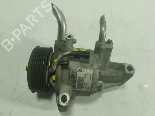 Used AC compressor AC compressor DACIA DUSTER (HS_) 1.2 TCe 125 (125 hp) 19694370 19694370