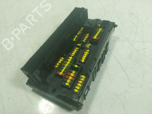 Used Fuse box Fuse box BMW 5 (F10) 520 d (163 hp) 17441809 17441809