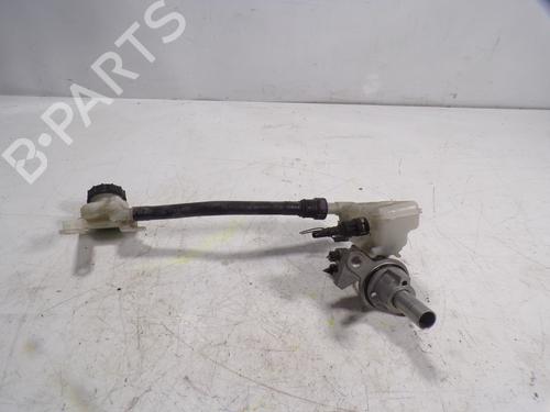 Used Brake master cylinder FORD FIESTA VI (CB1, CCN) [2008-2017]  7235729